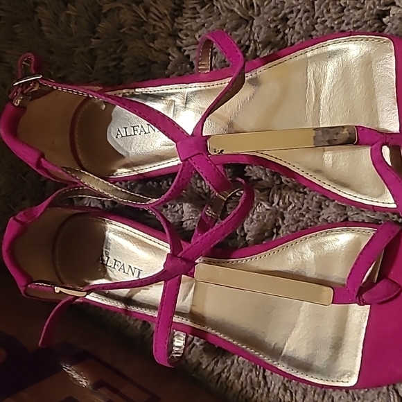 Summer Shoe Bundle - 6 pairs ALL INCLUDED - Picture 2 of 7